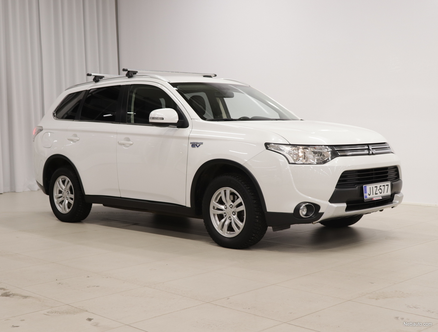 Mitsubishi Outlander PHEV Instyle Navi 4WD 5P Kotiintoimitus 0