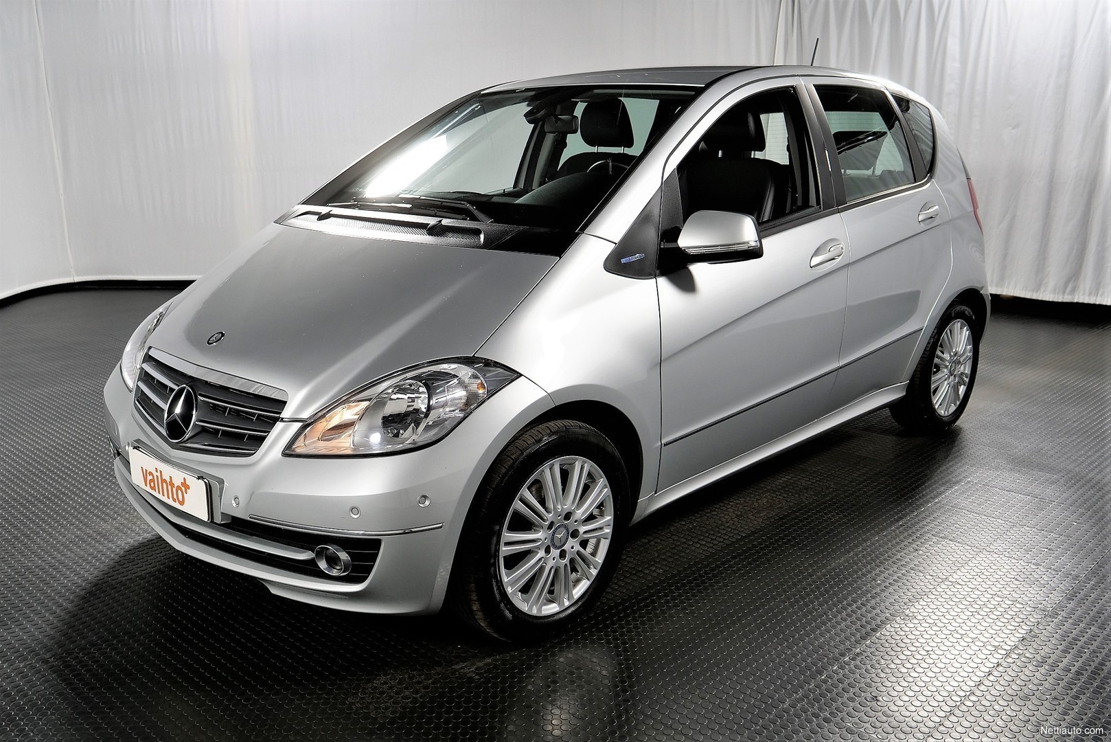 MercedesBenz A 160 BE 5D Premium Business MPV 2011 Used vehicle
