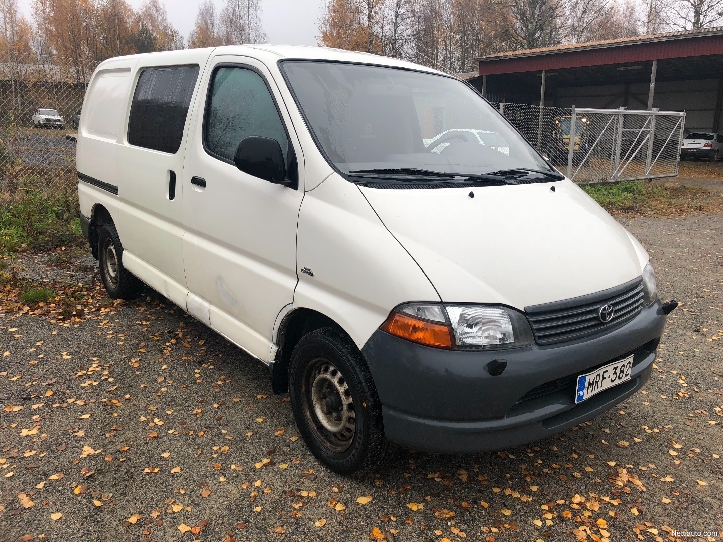Toyota Hiace 2.5 D4D 90 4d Lyhyt - Matala 2003 - Vaihtoauto - Nettiauto