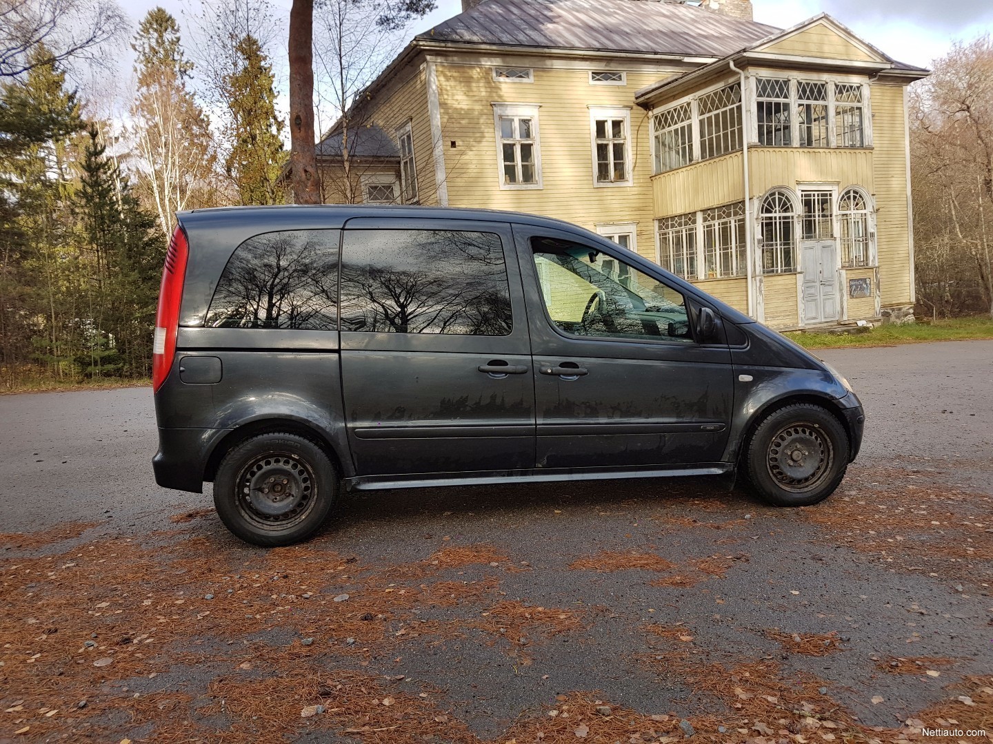 Mercedes-Benz Vaneo. Previous; Next
