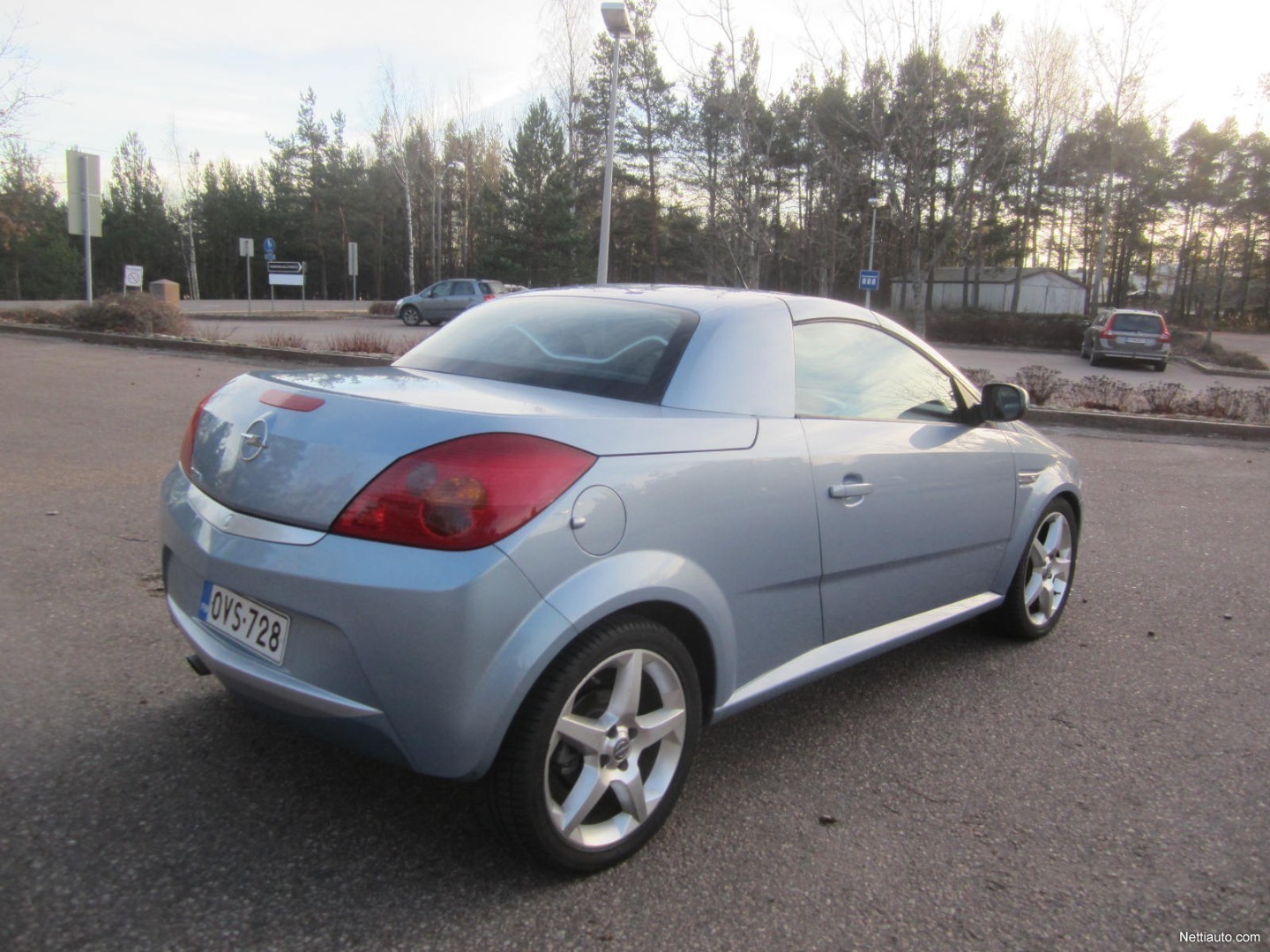 Opel tigra 2005