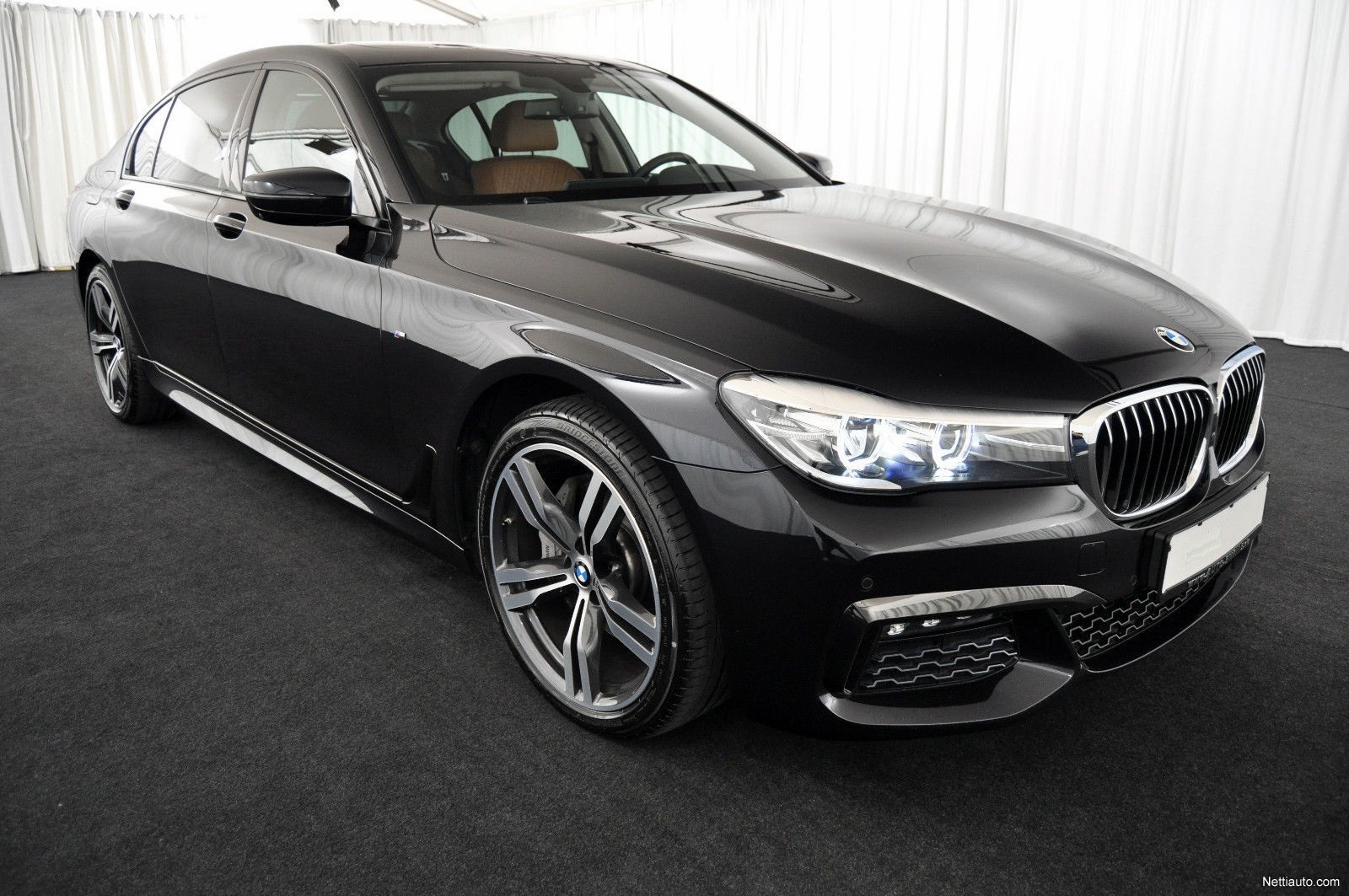 bmw-740-740-d-xdrive-m-sport-varusteltu-rahoitus-takuu-porrasper