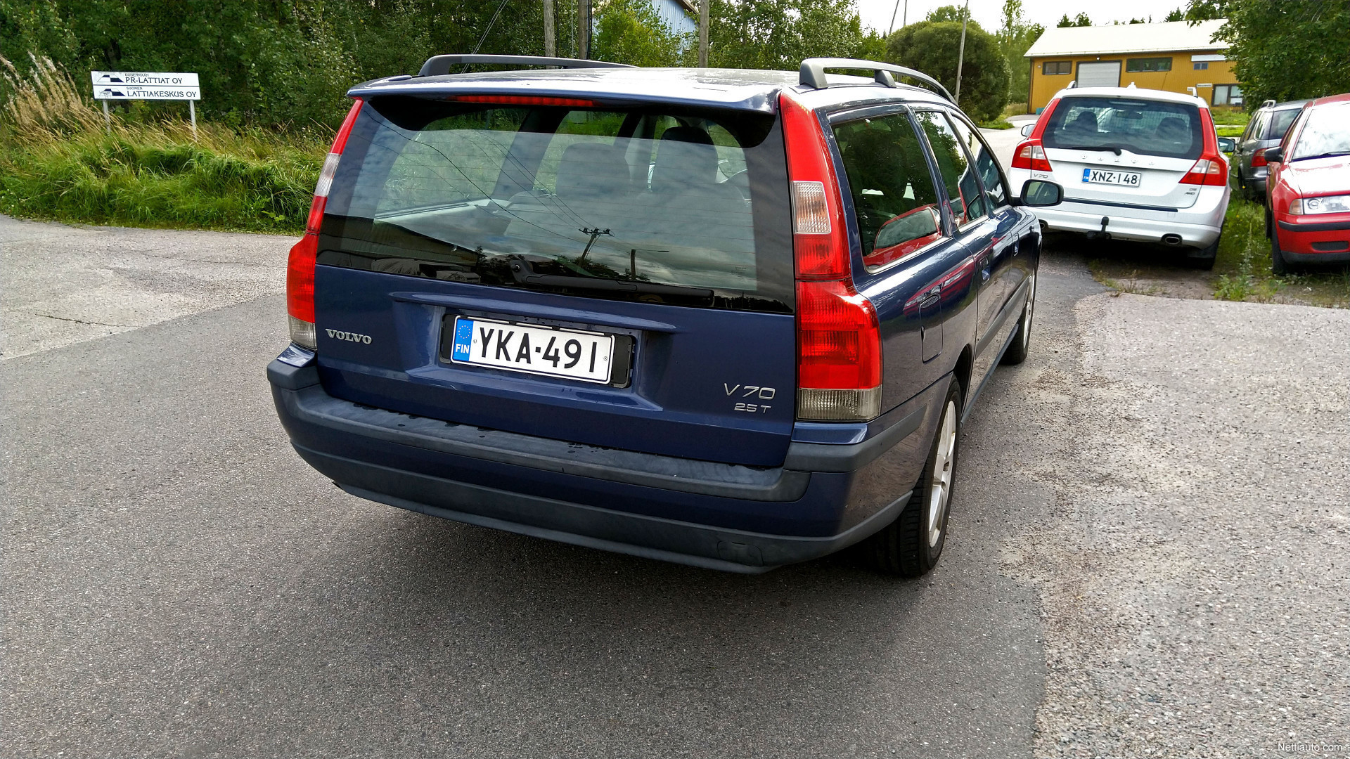 Volvo V70 2.5T Momentum Sportswagon 5d GearTr , huippuhyvä
