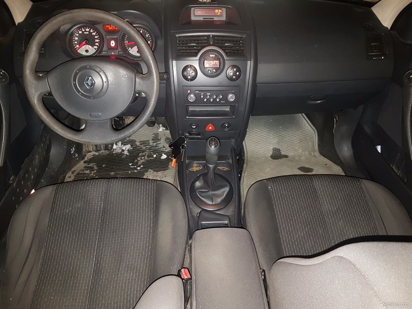 Renault Megane Juuri katsastettu todella hieno yksilö ...