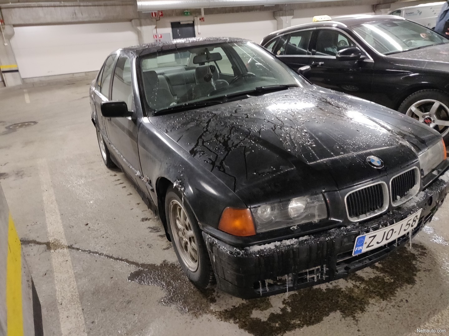 BMW 316 i 1.6 4d Leimattu peli Porrasperä 1993