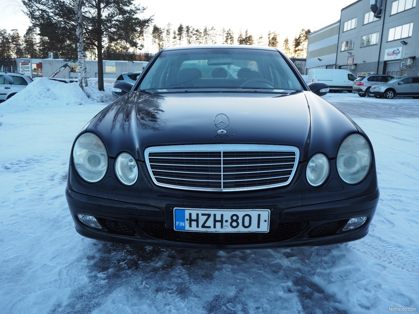 mercedes-benz-e-todella-hyv-nkuntoinen-sek-hieno-e-mese-juuri