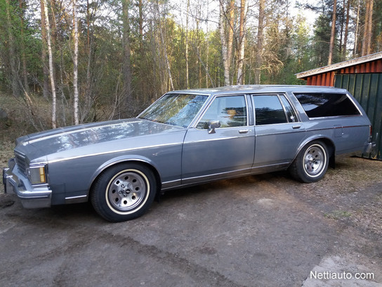 Oldsmobile custom 8 cruiser