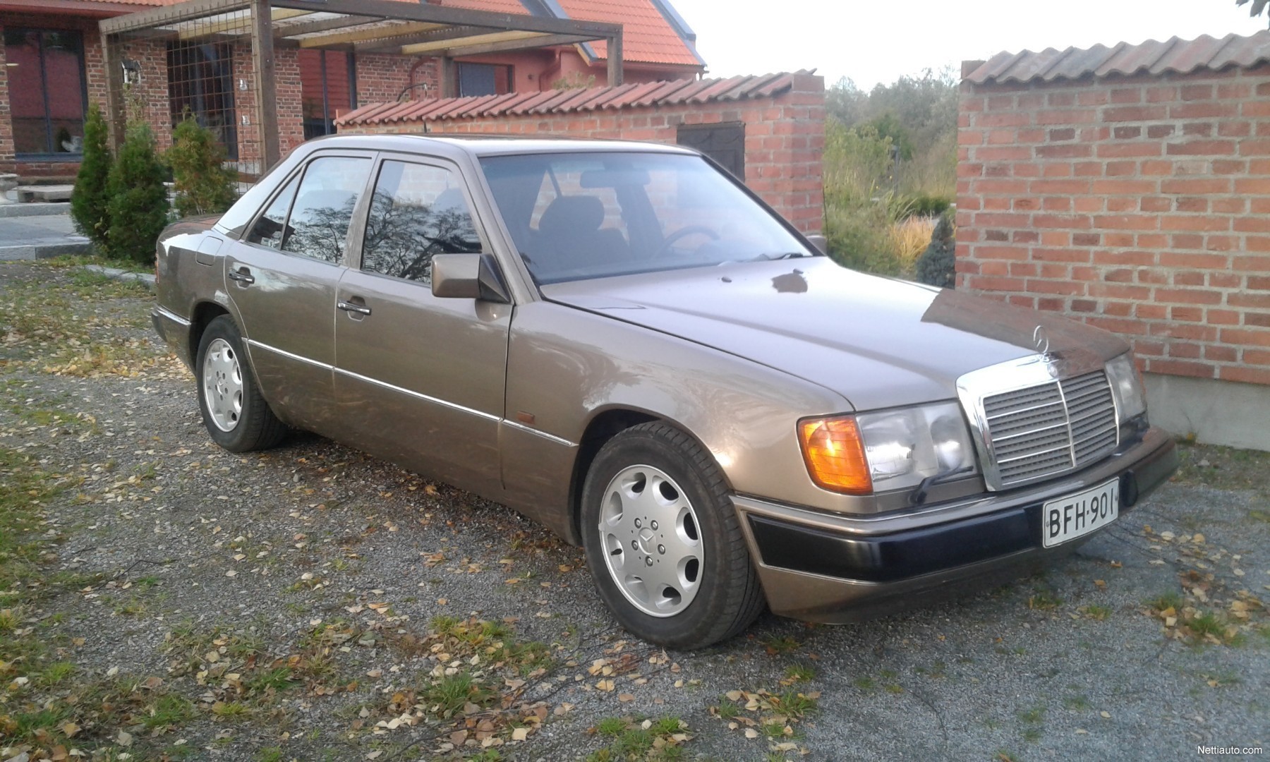 Mercedes-Benz 260 E 124 Porrasperä 1990 - Vaihtoauto - Nettiauto