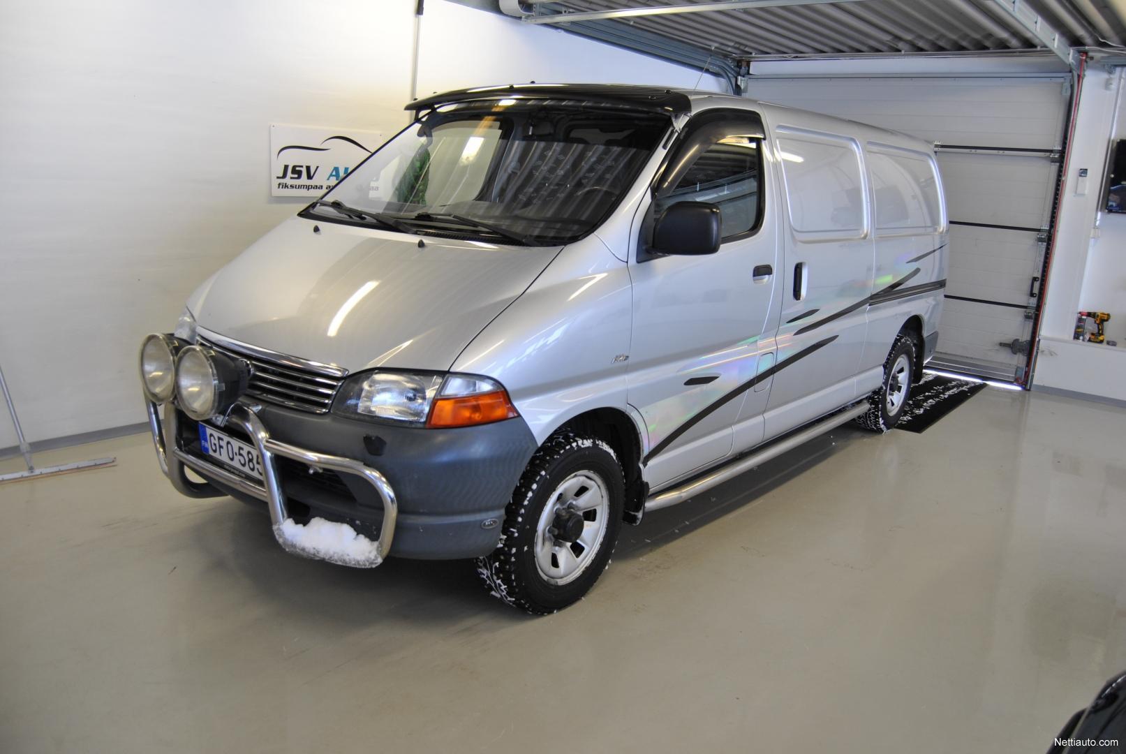 Toyota Hiace 2.5 D4D 100 5d pitkä 4wd *** Eberi . Pitkä Siisti*** Pitkä