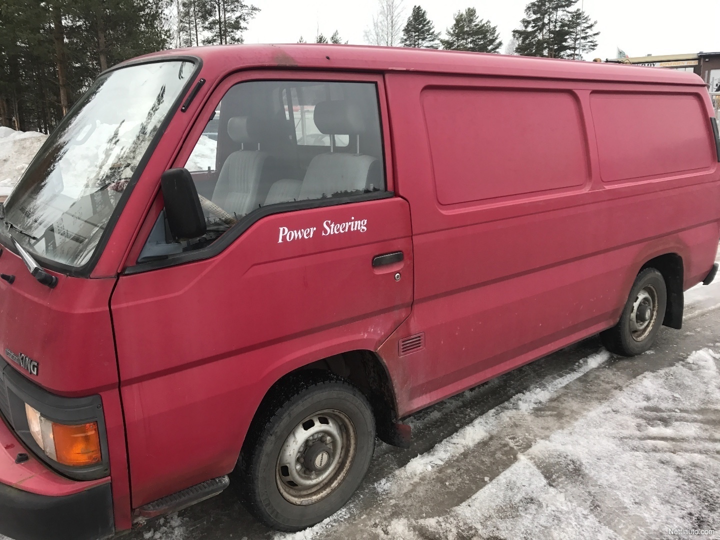 Nissan urvan 1990