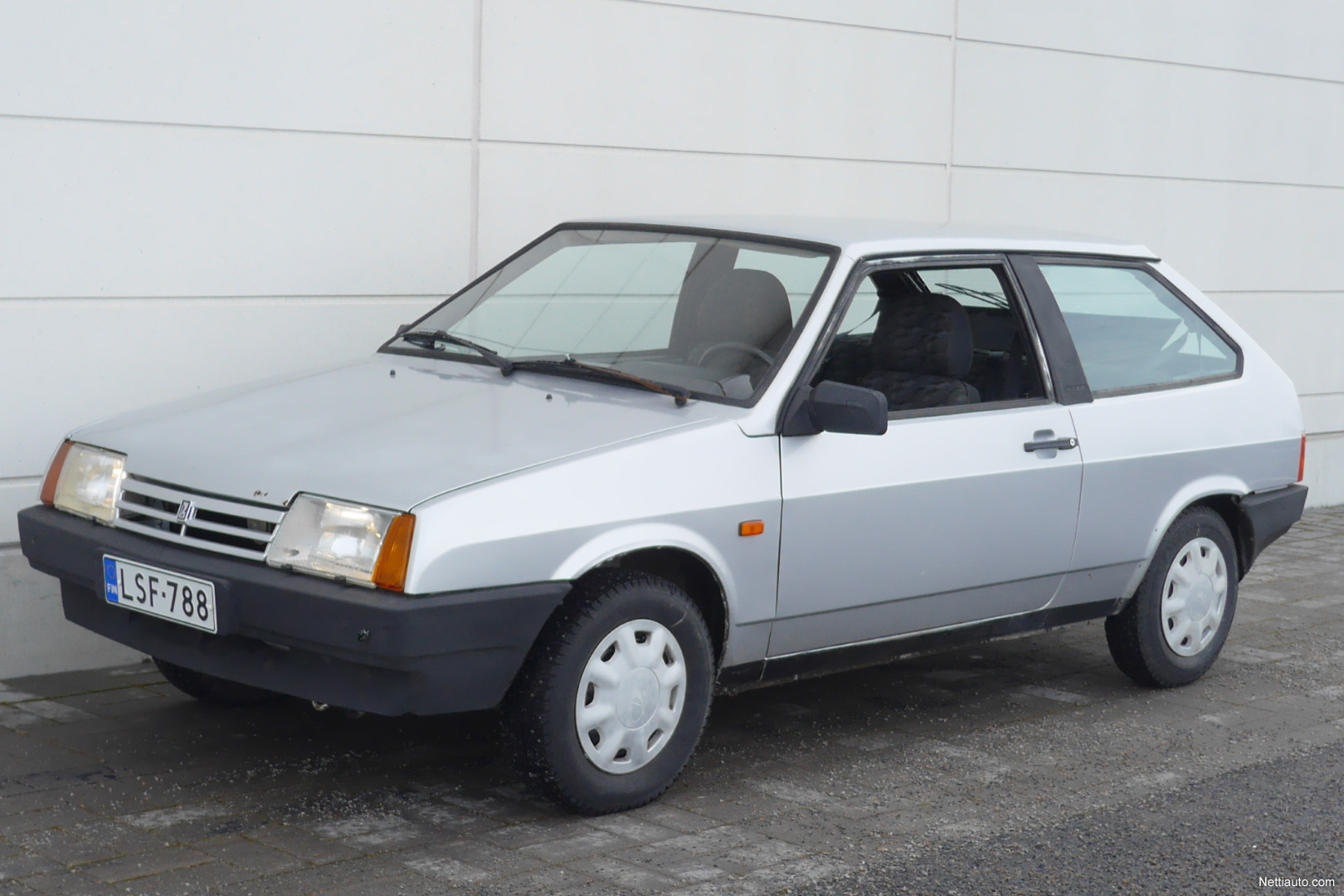 Lada Samara 1.5i 3d Viistoperä 2003 - Vaihtoauto - Nettiauto