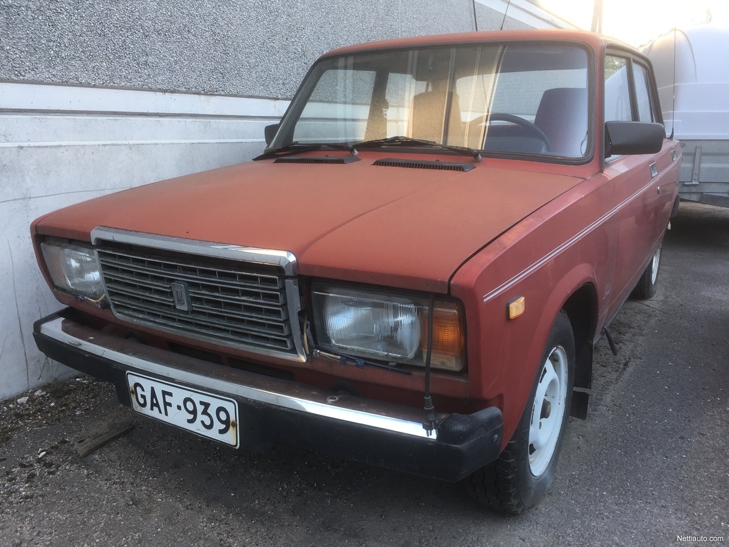 Эмблема lada 2107