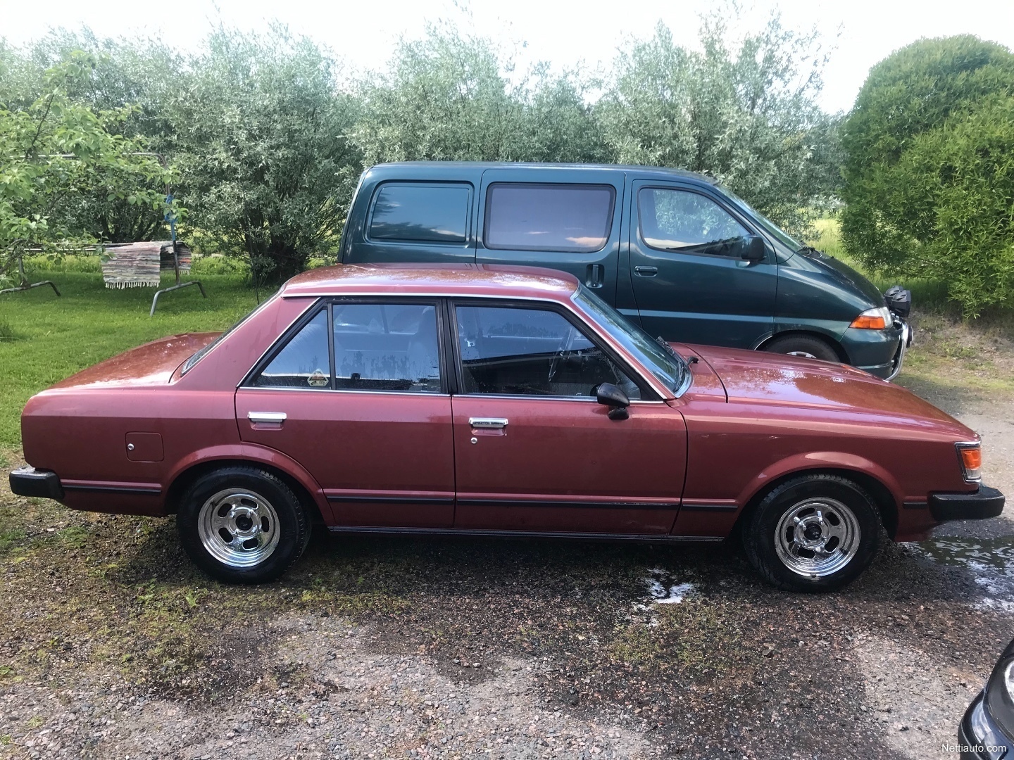 Локеры toyota carina