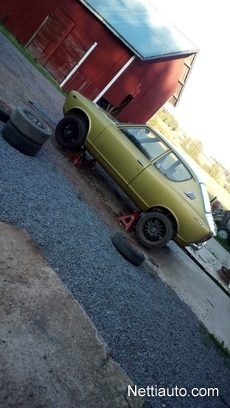 Datsun 100