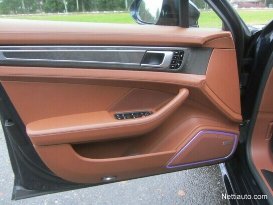 Porsche Panamera 4 E Hybrid Advantage Package Sport