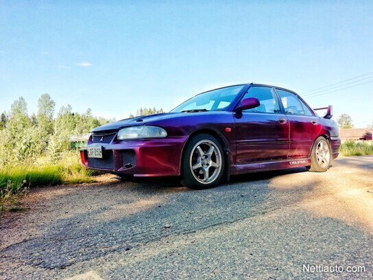 Mitsubishi Lancer