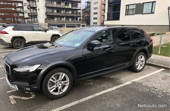 Volvo V90 Cross Country