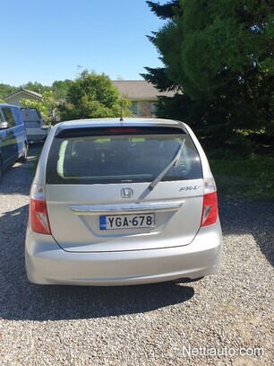 Honda FR-V