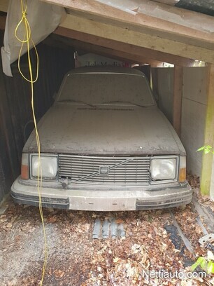 Volvo 245