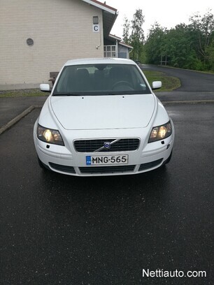 Volvo S40