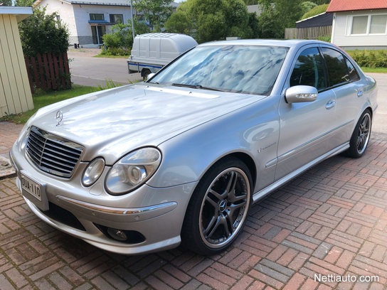 Mercedes-Benz E 55 AMG