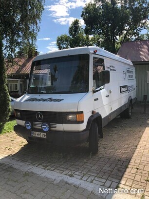 Mercedes-Benz 609