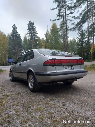 Saab 900