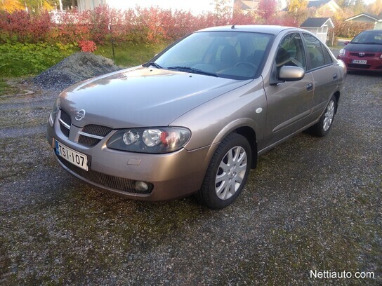 Nissan Almera