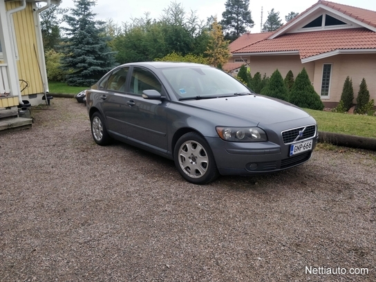 Volvo S40