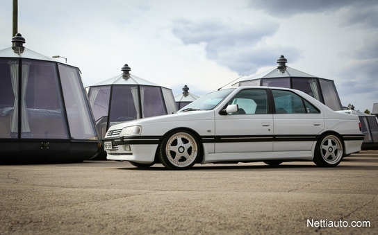 Peugeot 405