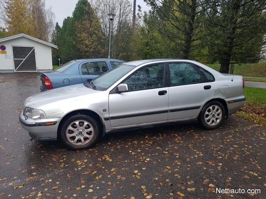 Volvo S40