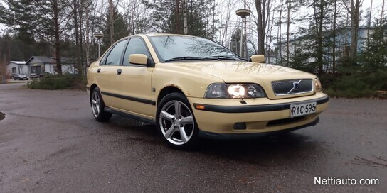 Volvo S40
