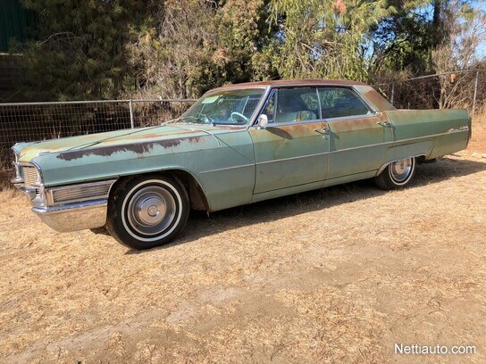 Cadillac De Ville