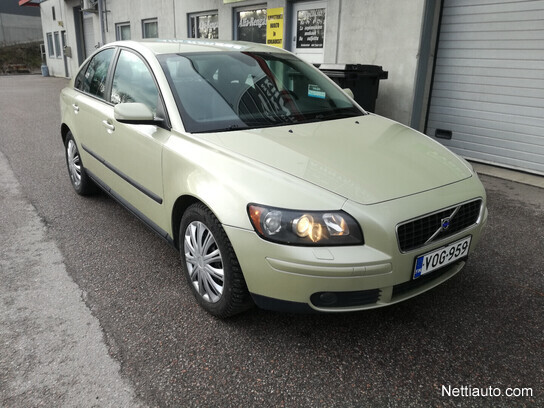 Volvo S40