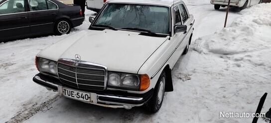 Mercedes-Benz 240