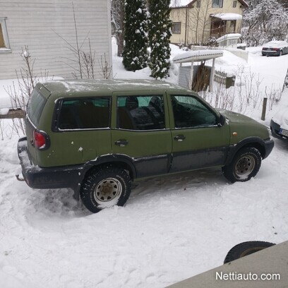 Nissan Terrano II