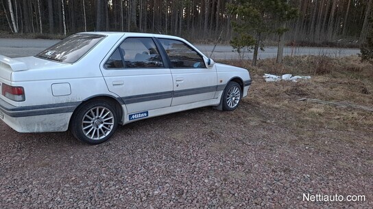 Peugeot 405