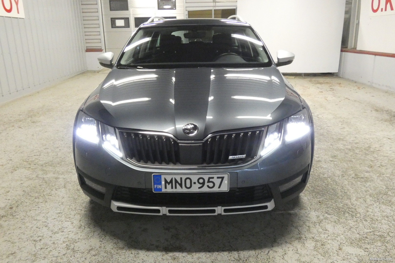 skoda octavia combi 2 0 tdi 184 4x4 scout dsg autom 1 omistaja suomiauto station wagon 2018 used vehicle nettiauto