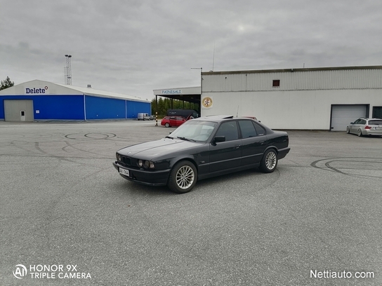 BMW 525