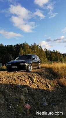 BMW 525