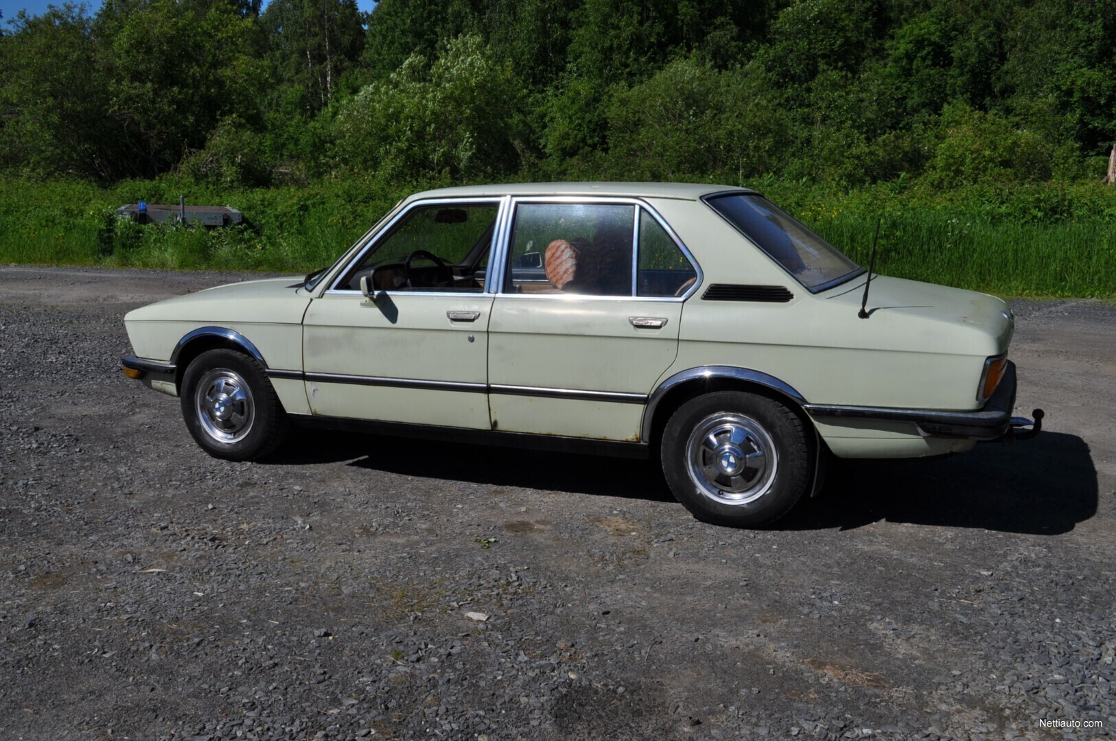 BMW 518 4 D Sedan Ajoaikaa 24.06.2024 Tarjous/Vaihto Sedan 1977 - Used  vehicle - Nettiauto