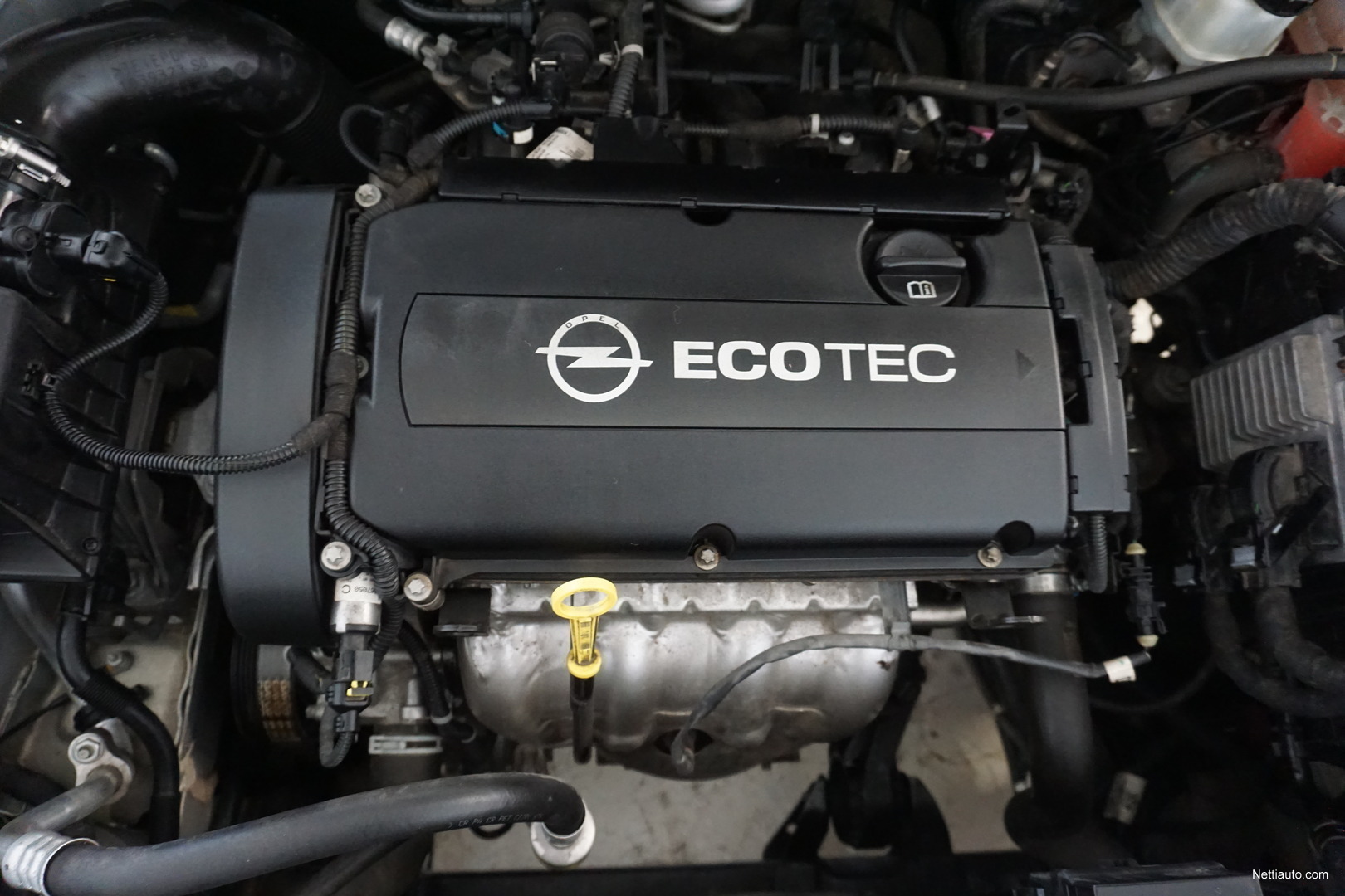 Opel Astra 5-ov Enjoy 1,6 Ecotec 85kW MT5 - Suomi-auto, Moottorilämmitin,  Ilmastointi, Aux-liitin, Vakionopeudensäädin Viistoperä 2011 - Vaihtoauto -  Nettiauto