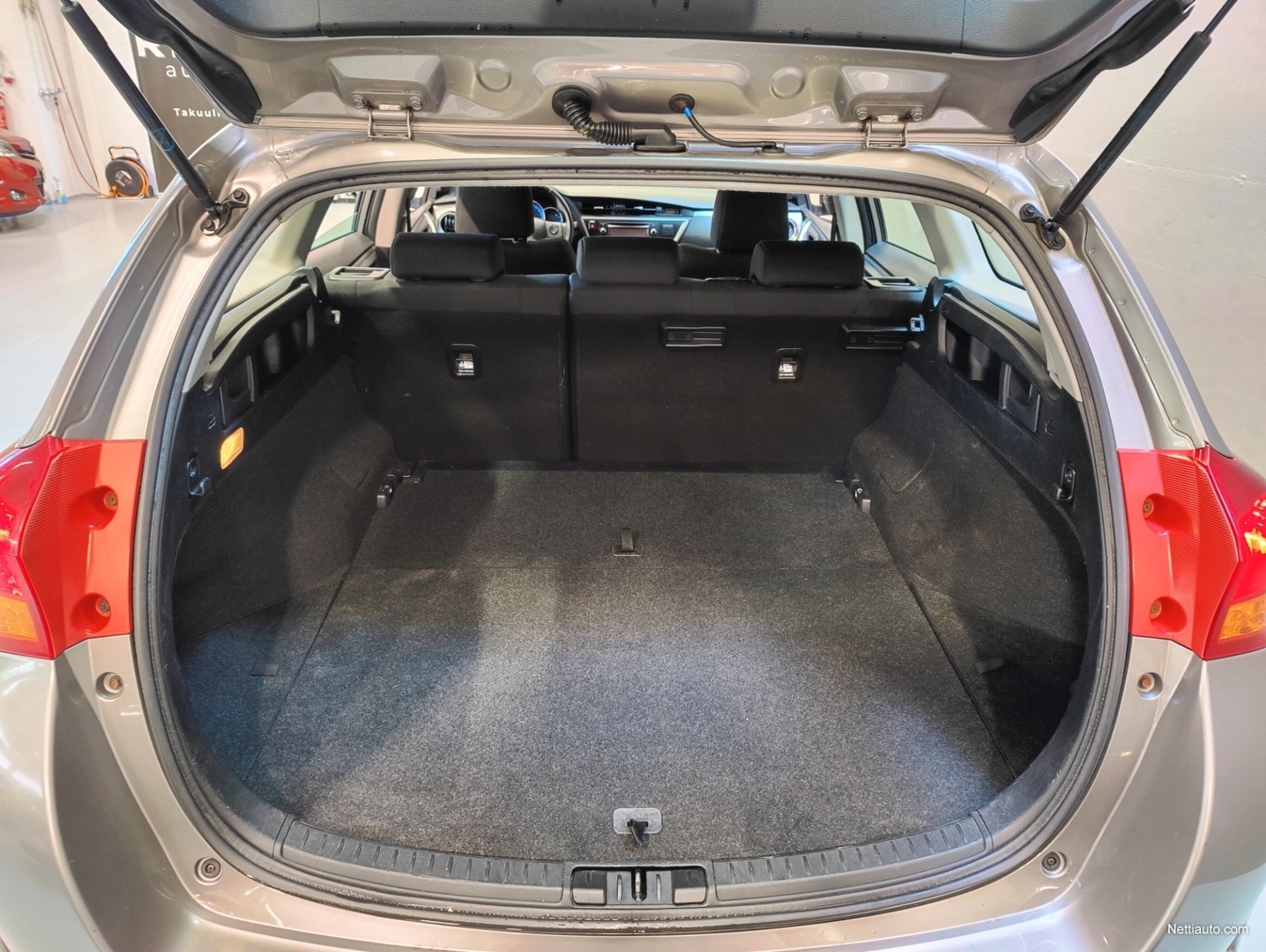 Toyota Auris Touring Sports 1,6 Valvematic Active / Navi / Cruise / Kamera  / Bluetooth Station Wagon 2014 - Used vehicle - Nettiauto