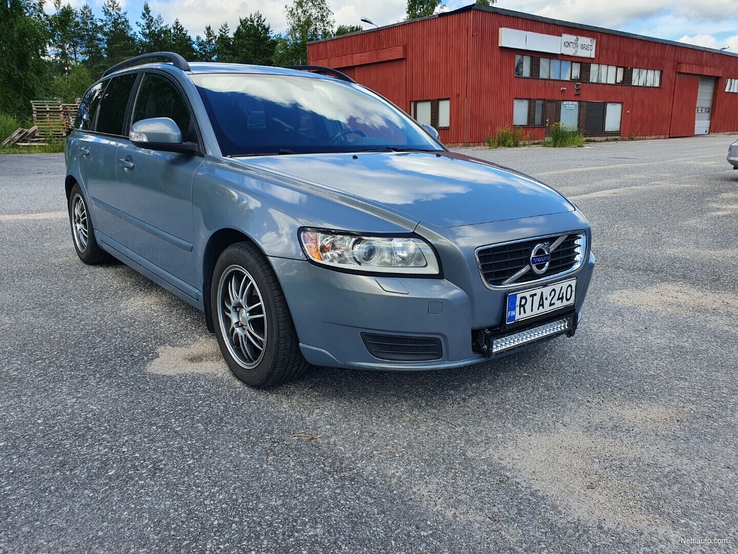 Volvo V50 1,6 (100 hv) man Rahoitus ilman käsirahaa kk erä vain 90€ Station  Wagon 2010 - Used vehicle - Nettiauto