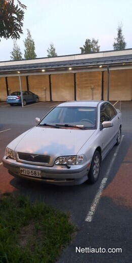 Volvo S40