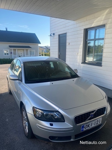Volvo S40