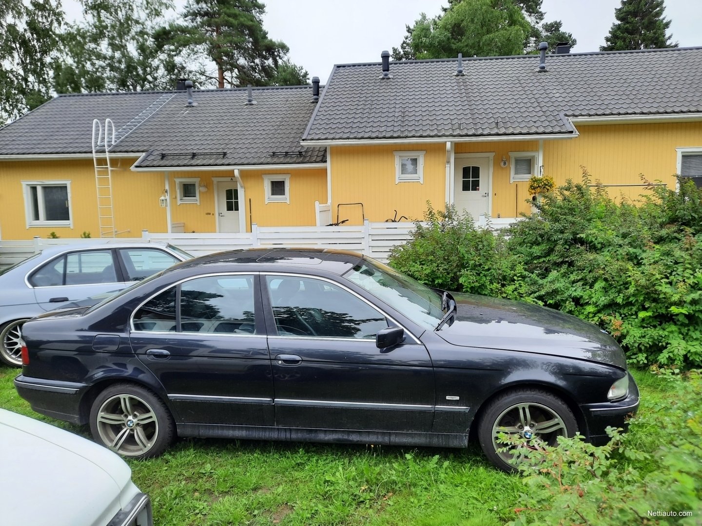 BMW 528 Leimaa vuos eteenpäin!! Musta. Nahkasisusta. Sedan 1996 - Used  vehicle - Nettiauto