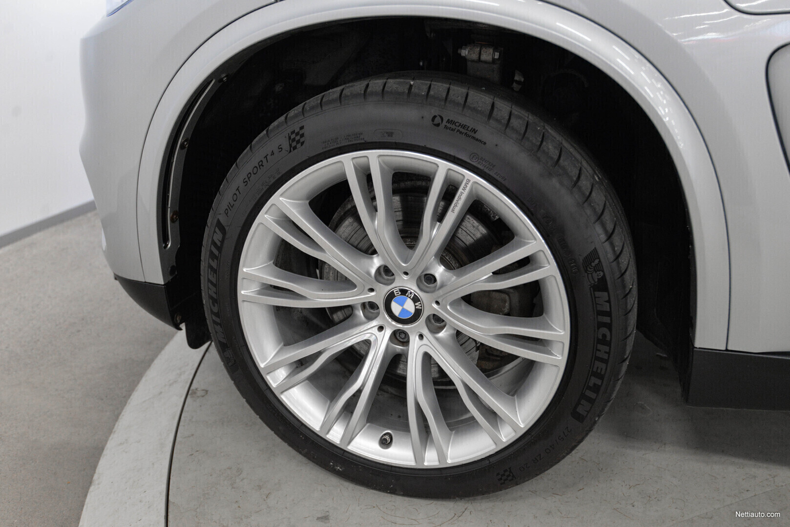 BMW X5 F15 xDrive40e A - Comfort istuimet, Panorama, Harman / Kardon,  Comfort Access, huippusiisti! Maastoauto 2016 - Vaihtoauto - Nettiauto