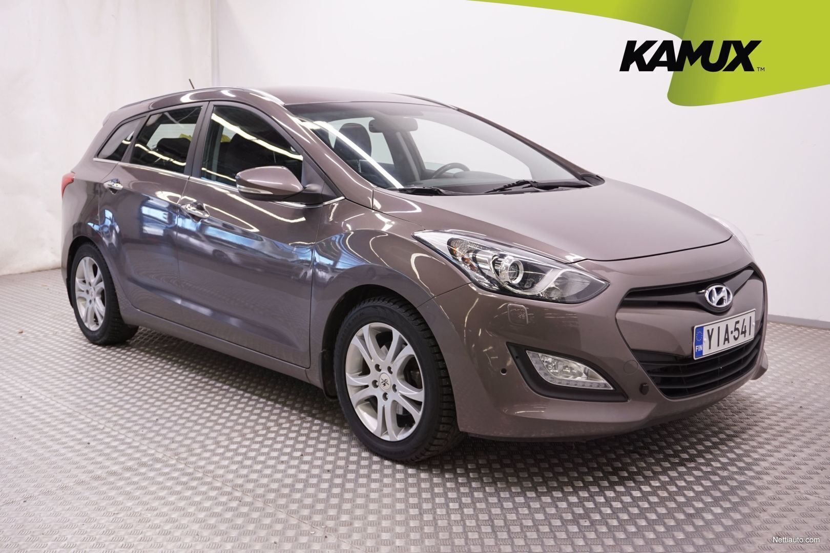 Hyundai i30 1,6 CRDi 94kW 6AT Style / Lohkolämmitin / Vetokoukku ...