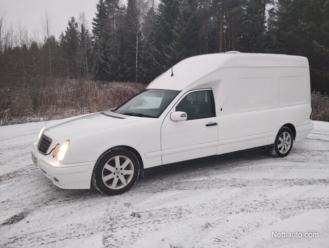 Mercedes-Benz Ambulance